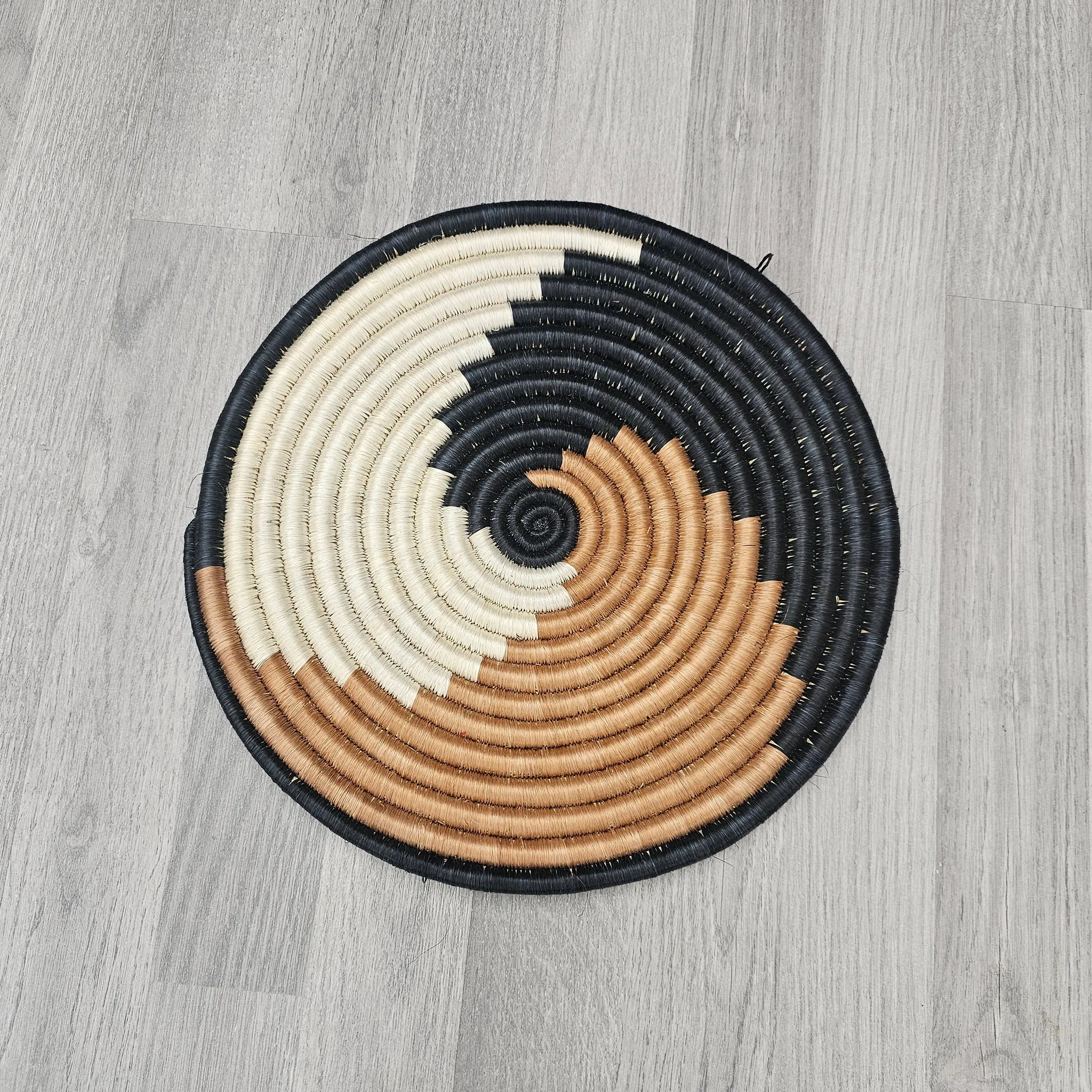 Rwandan basket - African wall basket - Akaliza